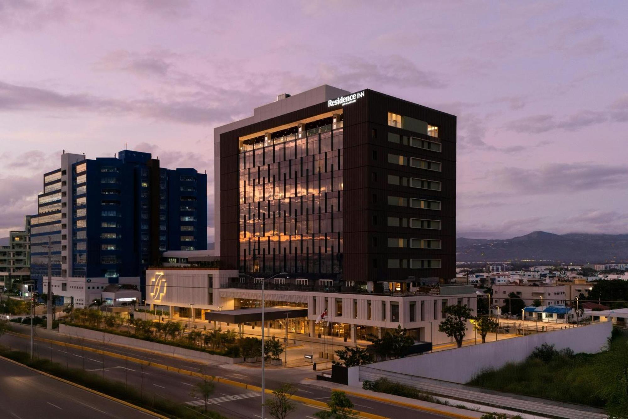 Residence Inn By Marriott Santiago De Los Caballeros Exterior foto